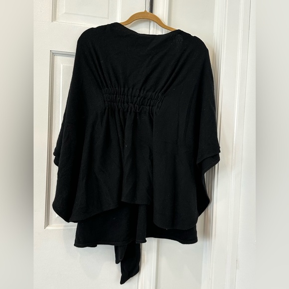 Foley & Corinna black wool and faux leather trim pullover cape - Picture 2 of 2